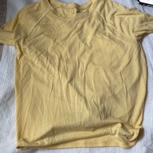 Yellow tie-back tee